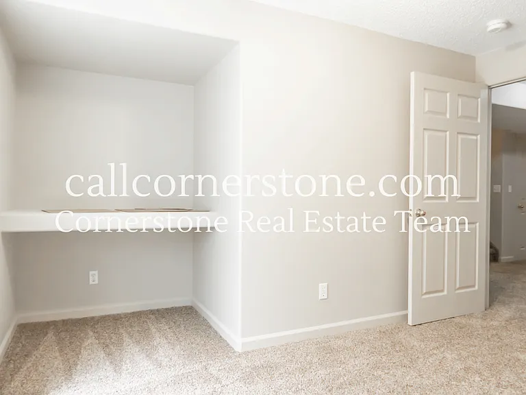 4640 Kashmire Dr — Photo 22