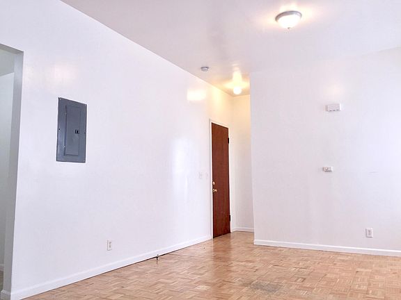 5th image of 2745 Pestalozzi St #1