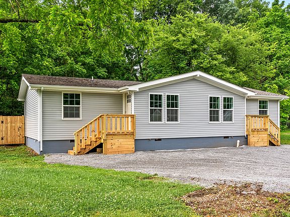 2nd image of 1240 Greenfield Dr