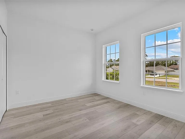 324 Marion Oaks Trl — Photo 19