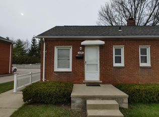 3140 Niagara St, Wayne, MI 48184