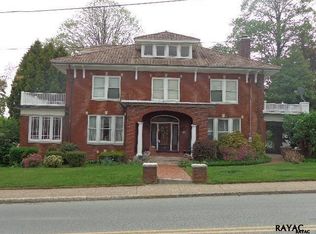 330 S Main St, Red Lion, PA 17356
