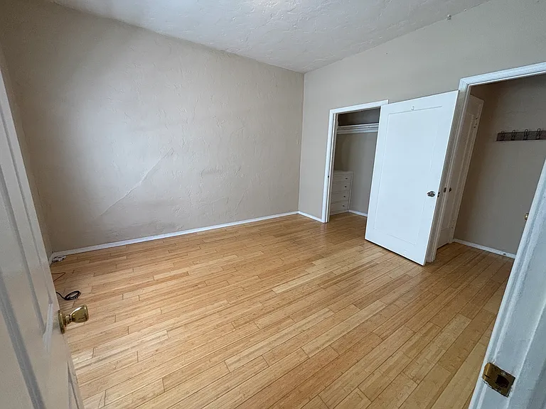 1955 Chestnut St #203 — Photo 14