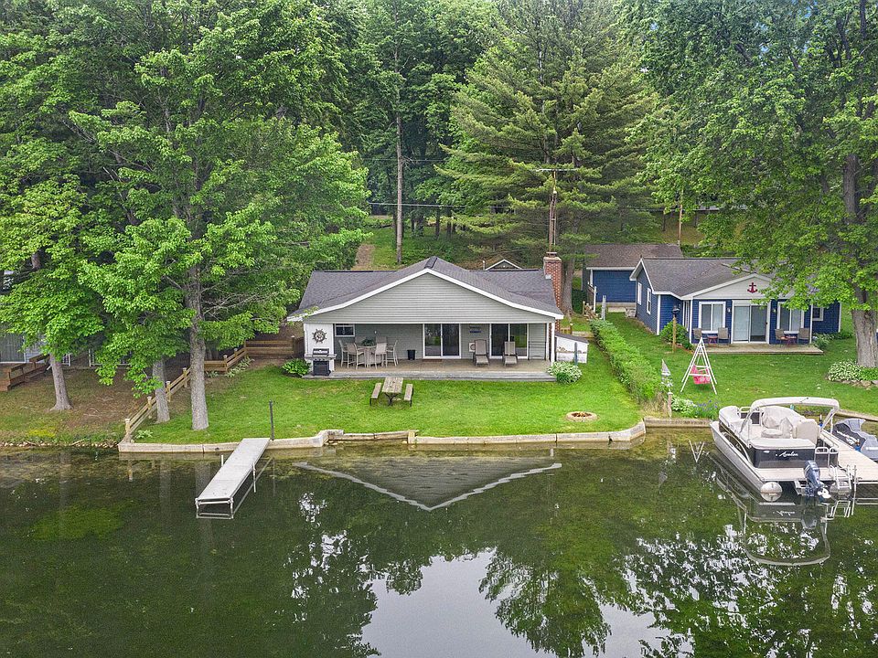 9741 E School Section Lake Dr, Mecosta, MI 49332 | Zillow