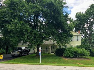 2216 Regina Dr, Clarksburg, MD 20871