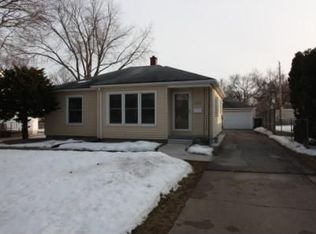 160 Terrace Dr, Waterloo, IA 50702
