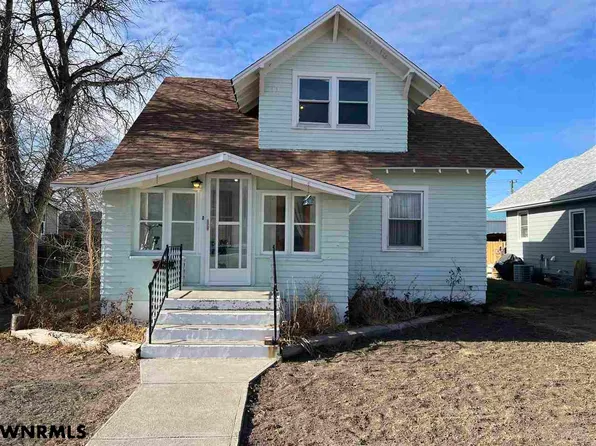705 O St, Bridgeport, NE 69336