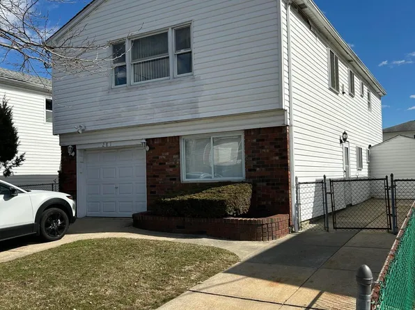 281 Arlene St, Staten Island, NY 10314
