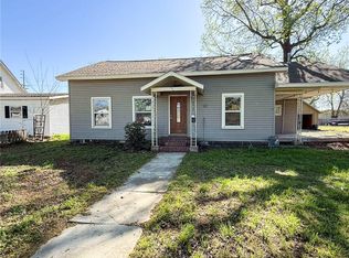506 S Delaware Ave, Columbus, KS 66725