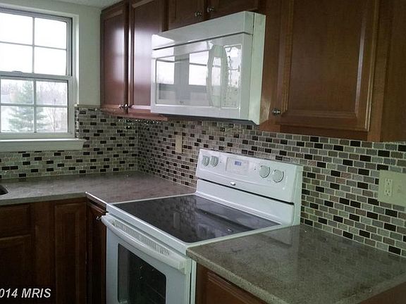 3rd image of 12104 Green Leaf Ct APT 301