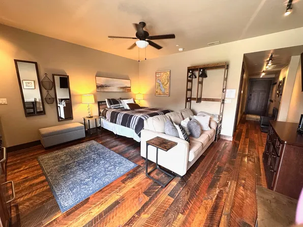 235 Baker Ave Unit 203, Whitefish, MT 59937