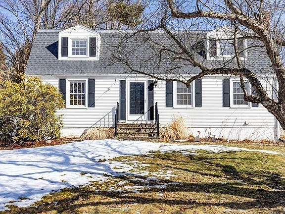 5th image of 17 Brentwood Cir