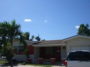 2210 De Soto Dr, Miramar, FL 33023