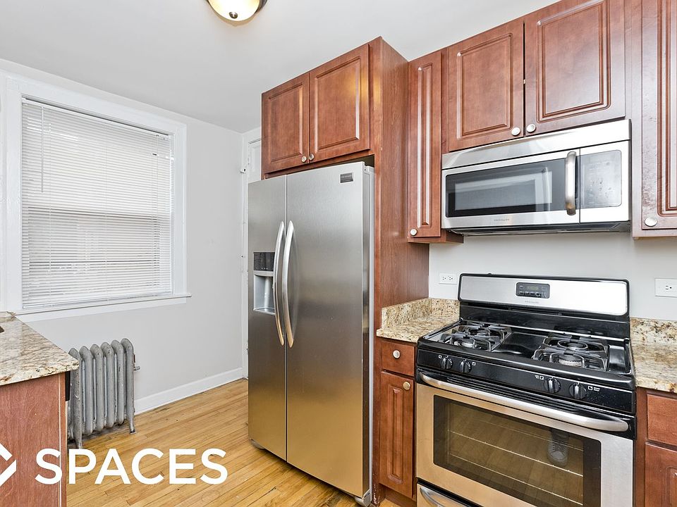 1st image of 4623 N Lincoln Ave APT 3