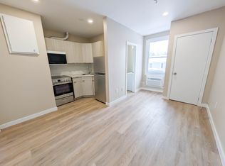 5824 Main St #B, Niagara Falls, ON