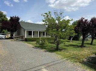 1903 Lilac Ln, Union Gap, WA 98903