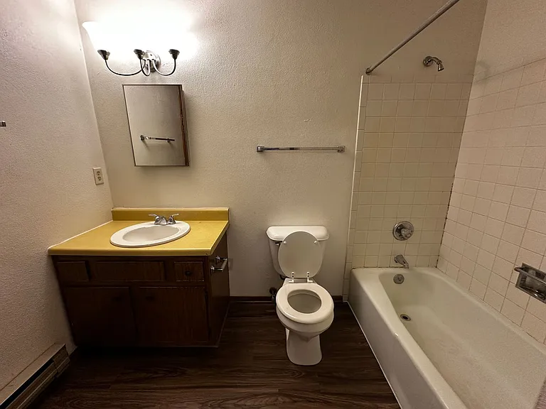 2111 Refset Dr — Photo 8