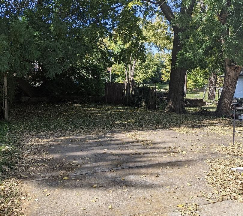 1st image of 2006 Agnes Ave