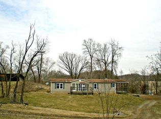 557 Salt Creek Rd, Lucasville, OH 45648