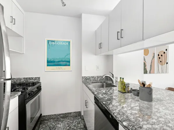 1 Irving Place image 7 of 12