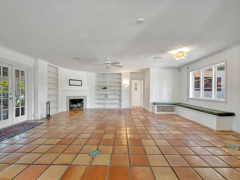 4237 Higel Ave — Photo 16
