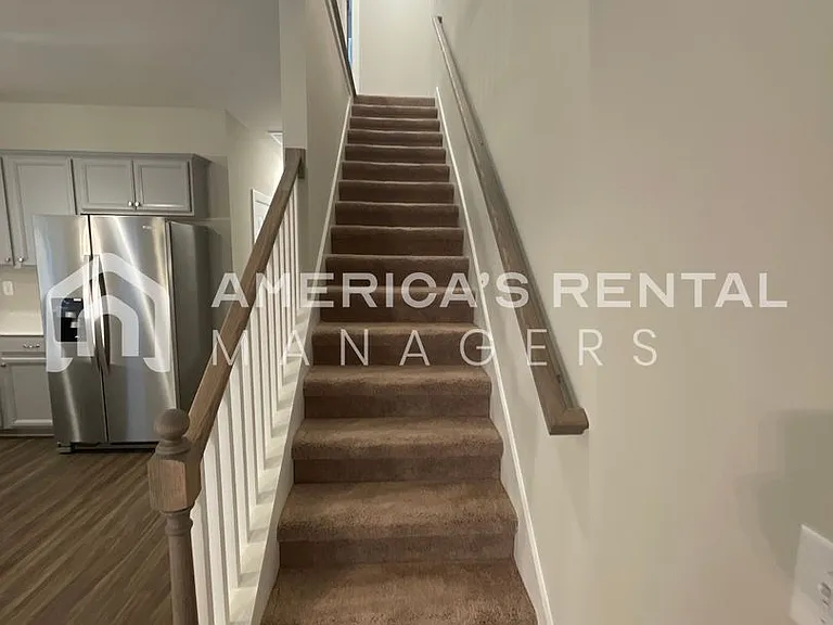 35 Coleman Ln — Photo 14