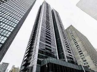28 Ted Rogers Way #908, Toronto, ON M4Y 2J4