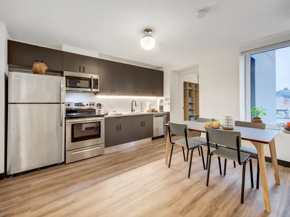 186 North Sixth Street image 1 of 23