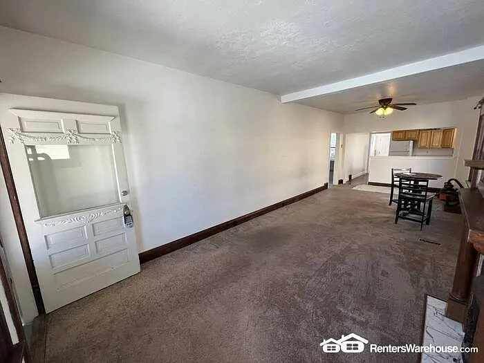 1017 S Pearl St — Photo 3