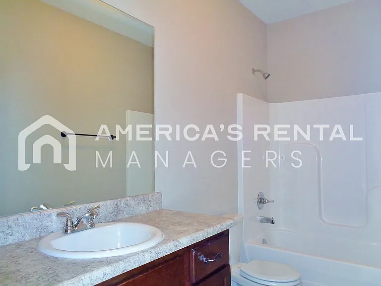 11509 Andrew Way — Photo 5