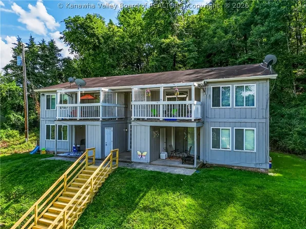 4 Lawnview Rd, Charleston, WV 25314