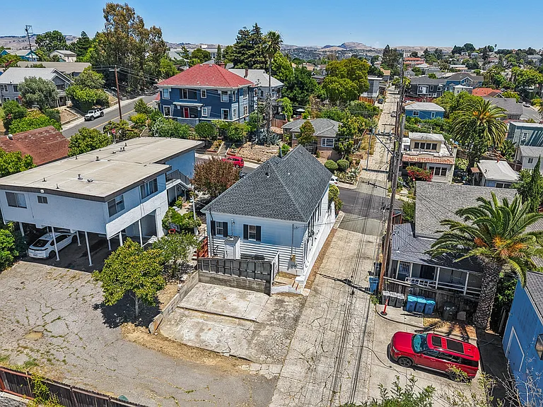 517 Branciforte St — Photo 66