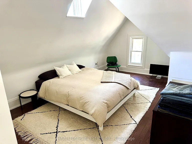 19 Lowther Ave #3 — Photo 20