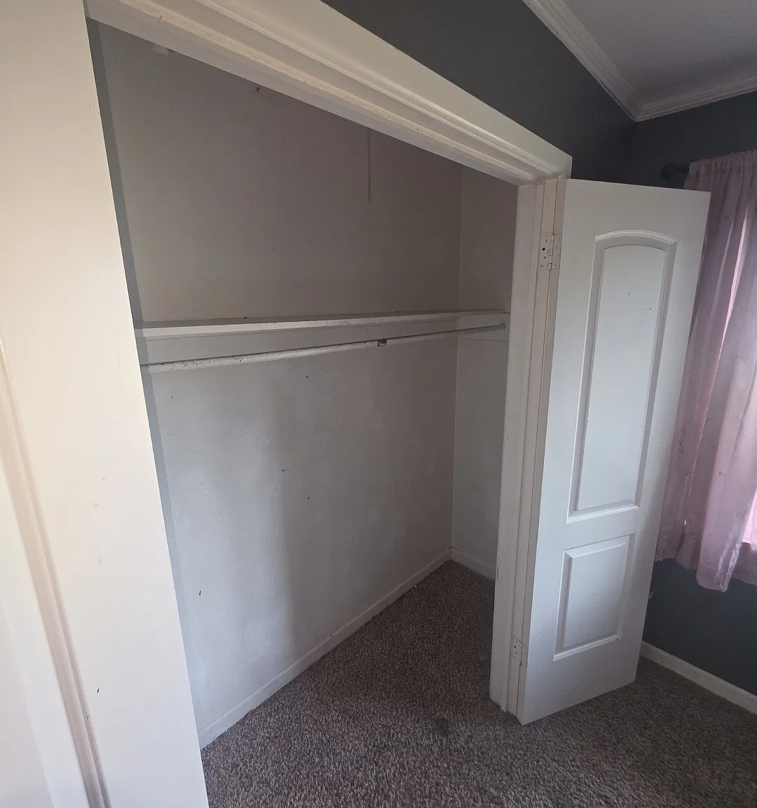 1 bed, 3500 sqft, $600 — Photo 1
