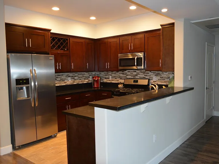 11210 Peach Grove St #204 — Photo 21
