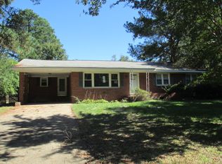 2816 Dove Ln, Raleigh, NC 27604