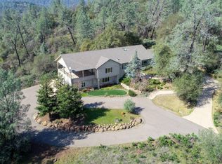 13777 Peace Valley Ln, Redding, CA 96003