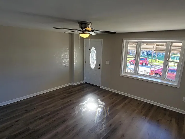 4007 Saint Augustine Ln — Photo 5