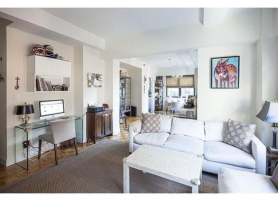 Rented by Warburg | media 23