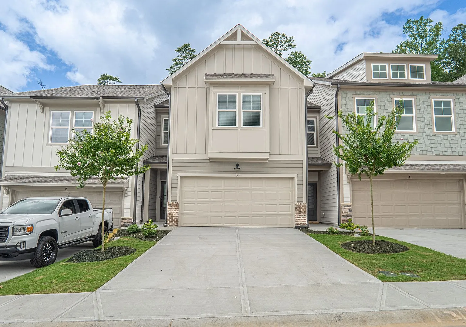Never-Lived-In 3BR/3BA Home Featuring Modern Design & Premium Finishes — Photo 1