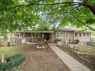1408 14th Pl, Atchison, KS 66002