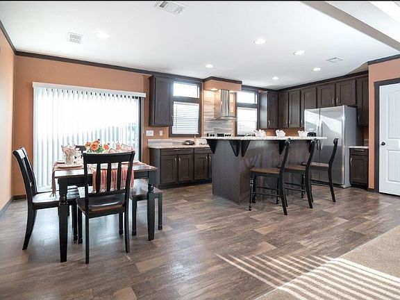 2nd image of 289 Silver Peak Dr #115