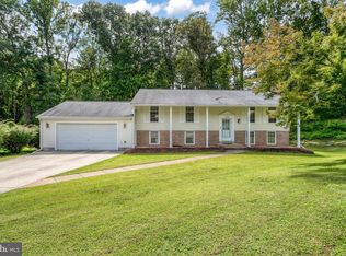 12304 Cedarwood Ct, Woodbridge, VA 22192