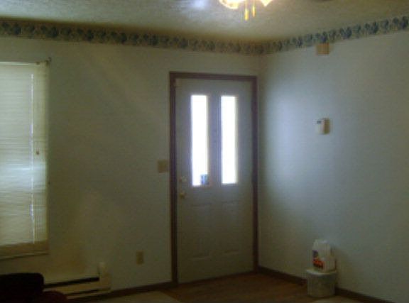 2nd image of 1587 Thistle Ct