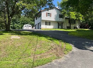542 N Ohioville Rd, New Paltz, NY 12561