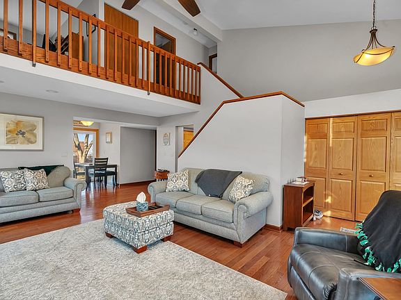 4th image of 3266 Salem Ct