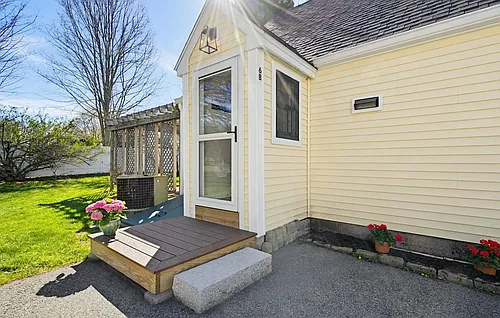 6B Fifield Ln Photo 1