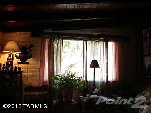 cloverland living room