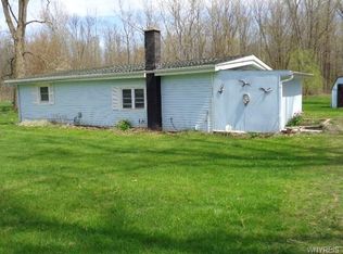 2933 Marshall Rd, Medina, NY 14103