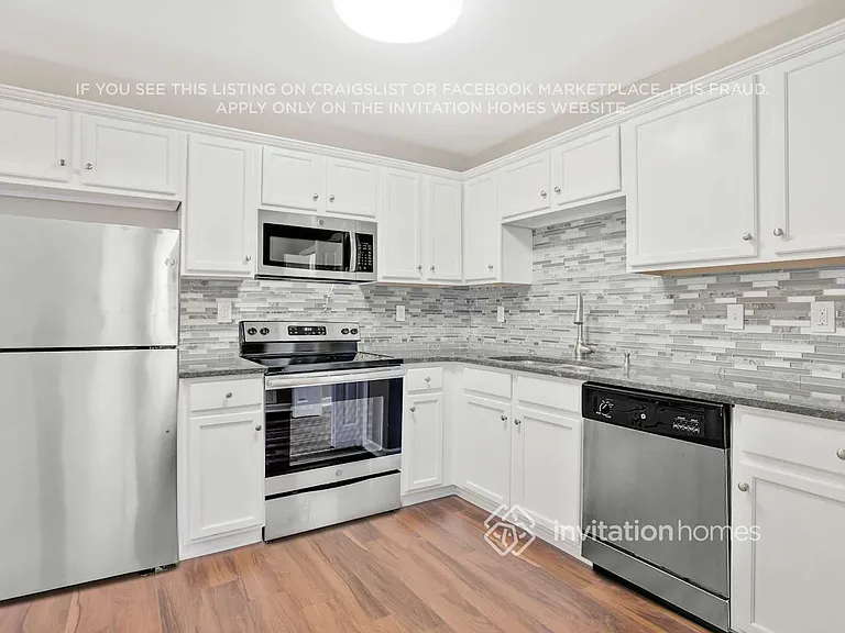 170 Saint Ann Cir — Photo 7